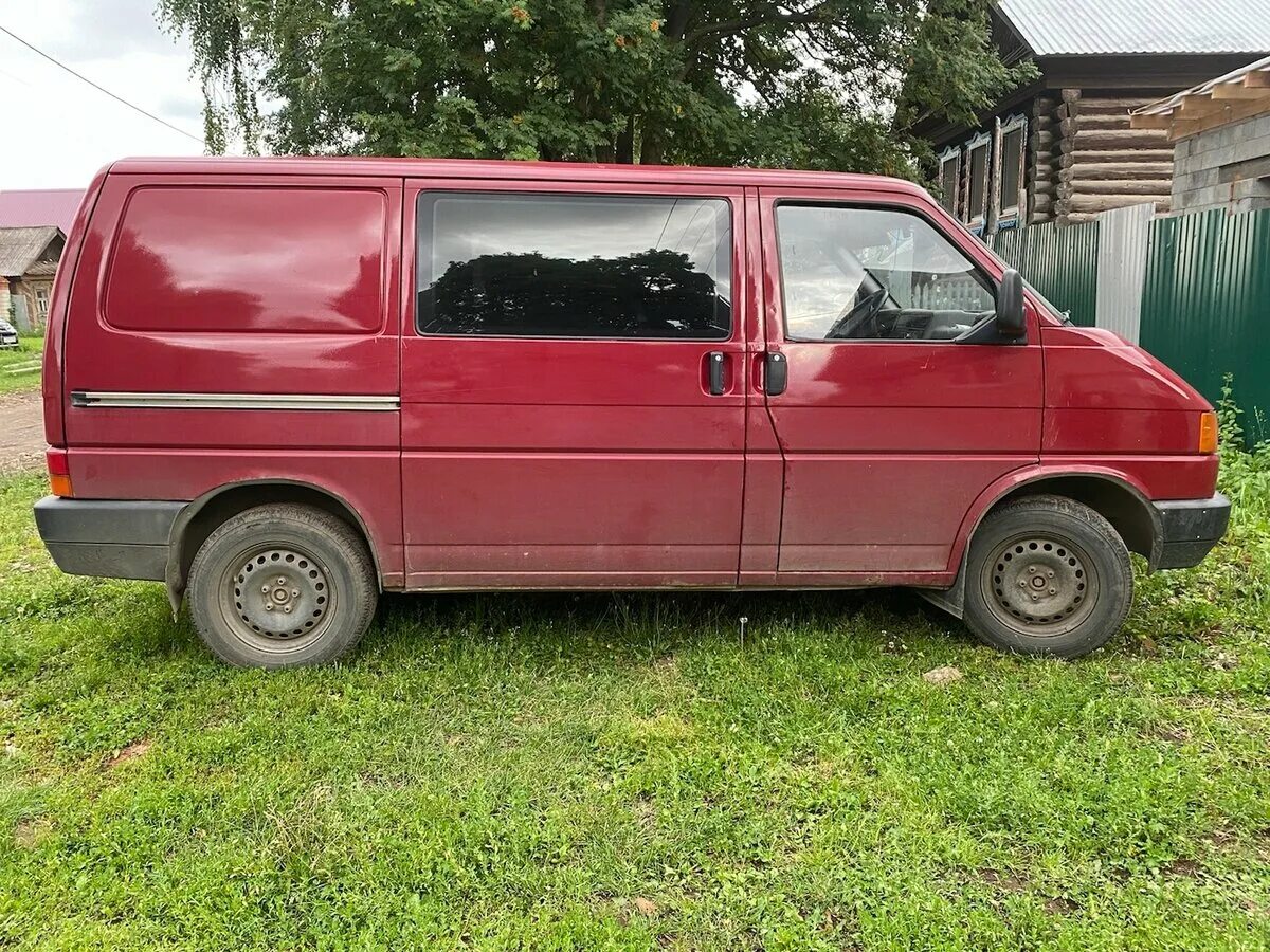 Volkswagen transporter t4 1994 года. Фольксваген транспортер 1994. Volkswagen transporter t4 1994 года. Фольксваген транспортер 1994. Фольксваген минивэн 1994 года.