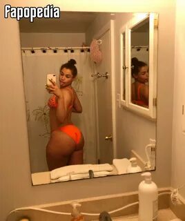 Jan4e Nude. 