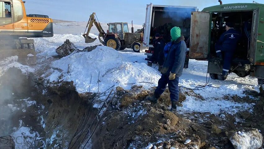 Чудеса орск. Орск когда будет вода. Что случилось в орске. Ушла вода днпр. Орск озтп.