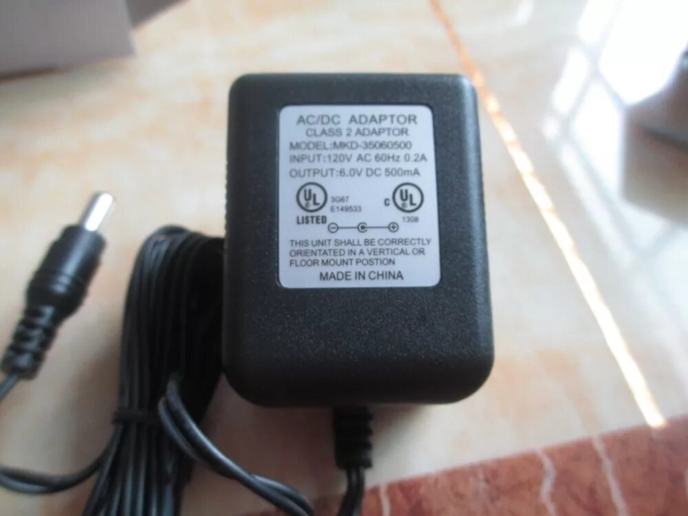 220v ac 12v ac. Адаптер питания input 230v-50hz output 12v-1250ma. AC AC адаптер 5v 500ma input. Блок питания output AC 9v 500ma. Адаптер AC/DC 230v/9-12v.