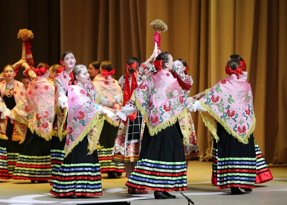 МБУК городской дворец культуры Воронеж. Достояние культуры Воронежа. Черноземочка Воронеж ансамбль. Культура фото. Сайт культура воронежа