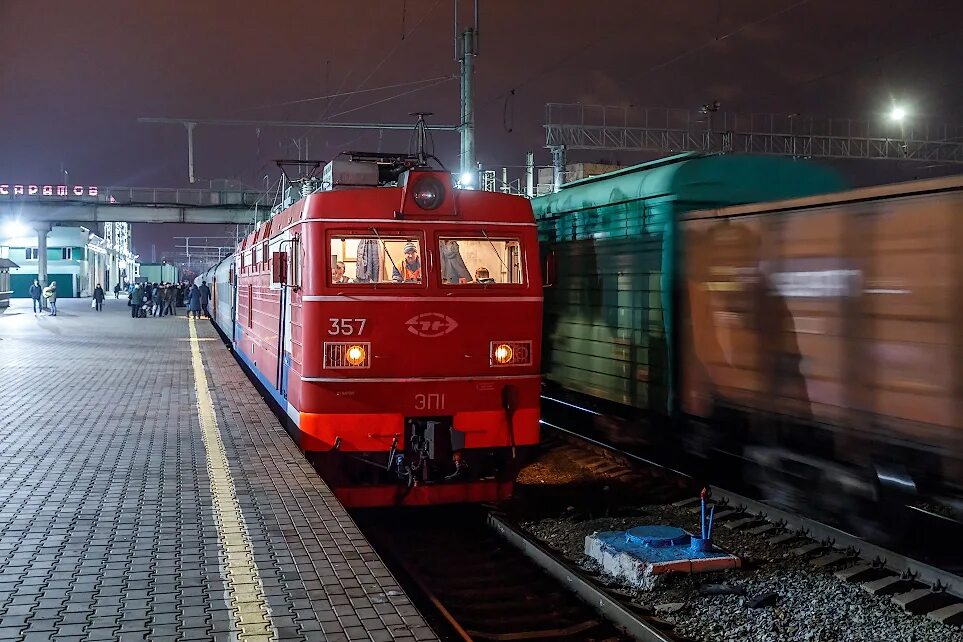 Ртищево 1 электрички. Локомотив эп1 Саратов. Эп1 депо Саратов. Эп1 электровоз Красноярск. Эп1 Мичуринск.