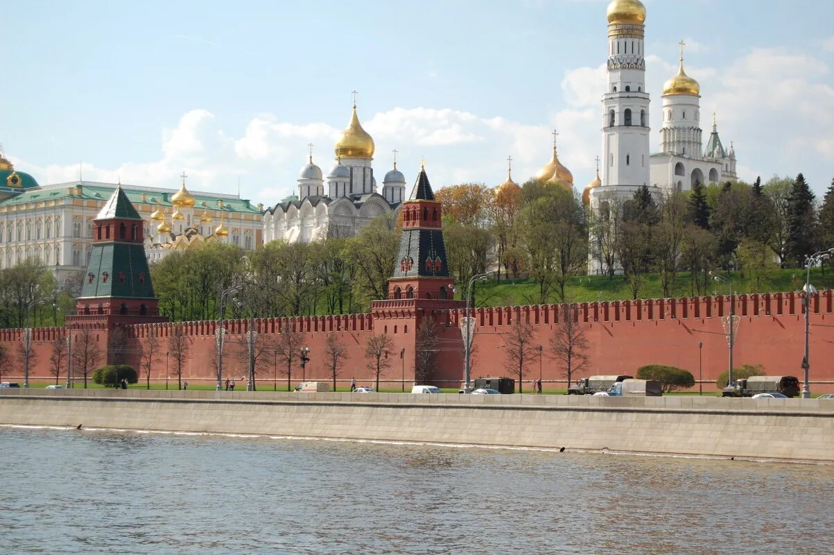 Вторая безымянная башня кремля. Вторая безымянная башня. Первая безымянная башня московского кремля. Тайницкая башня московского кремля. 1-я безымянная башня московского кремля.