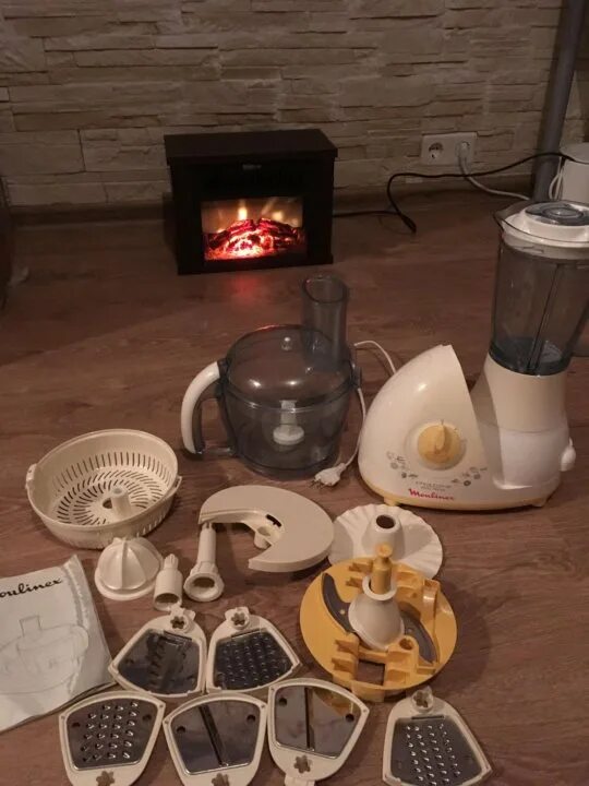 Электромясорубка мулинекс. Мясорубка мулинекс type dka2. Мулинекс 2. Moulinex ovatio 2. Мясорубка мулинекс hv2.