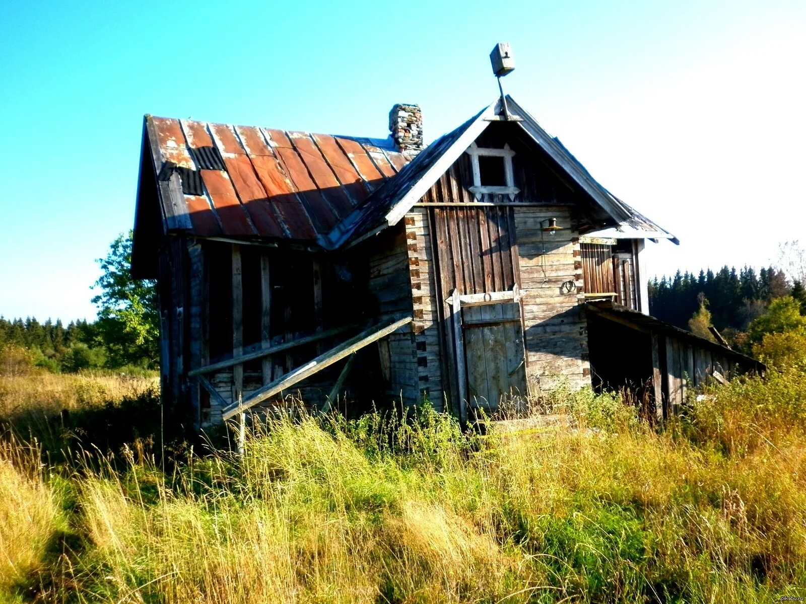 Дом в деревне карелия
