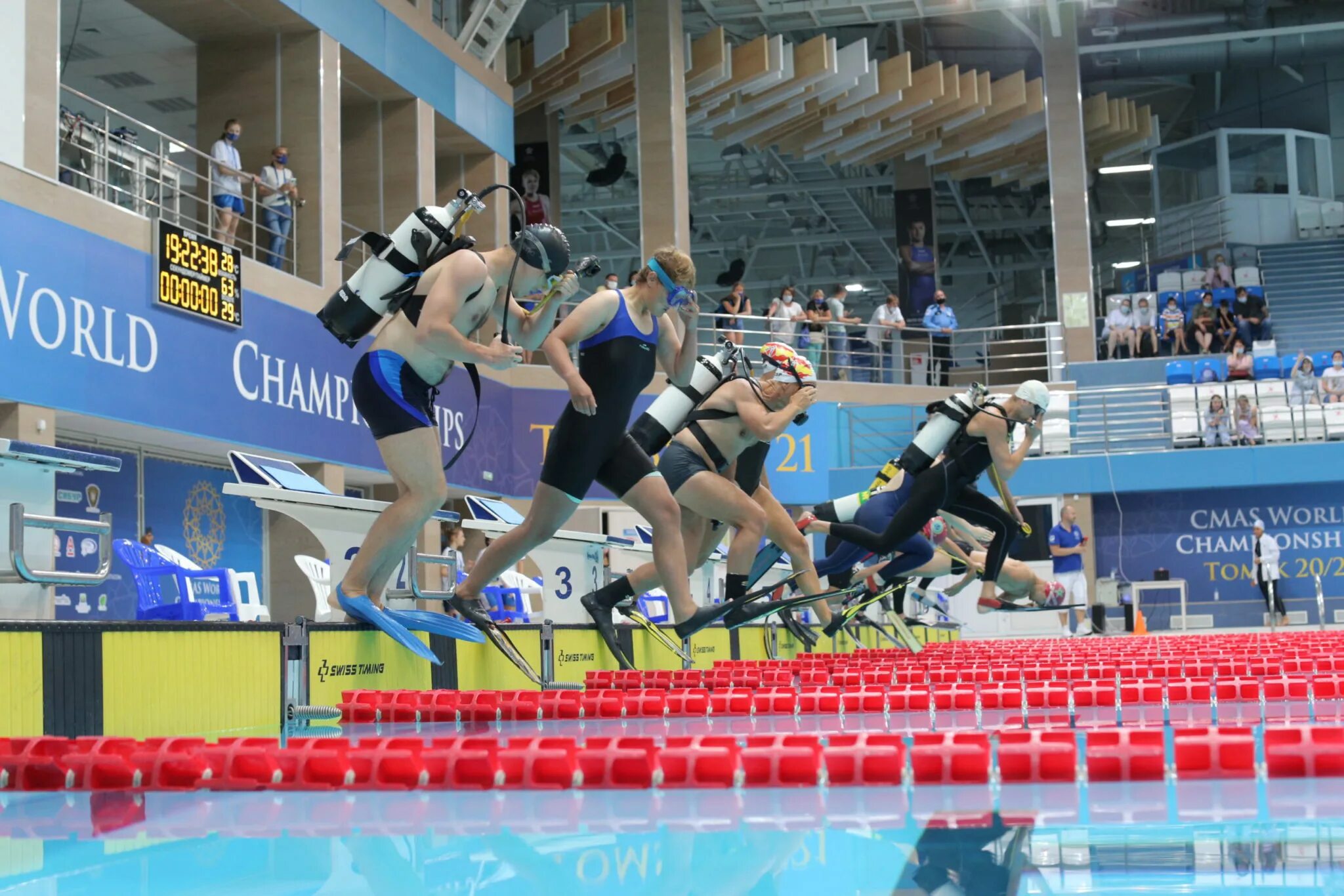 чемпионат мира по подводному плаванию в томске 2021. звёздный бассейн томск соревнования. подводный спорт томск. плавание в ластах на всемирных играх 2017. первенство мира плавание в ластах 2021.