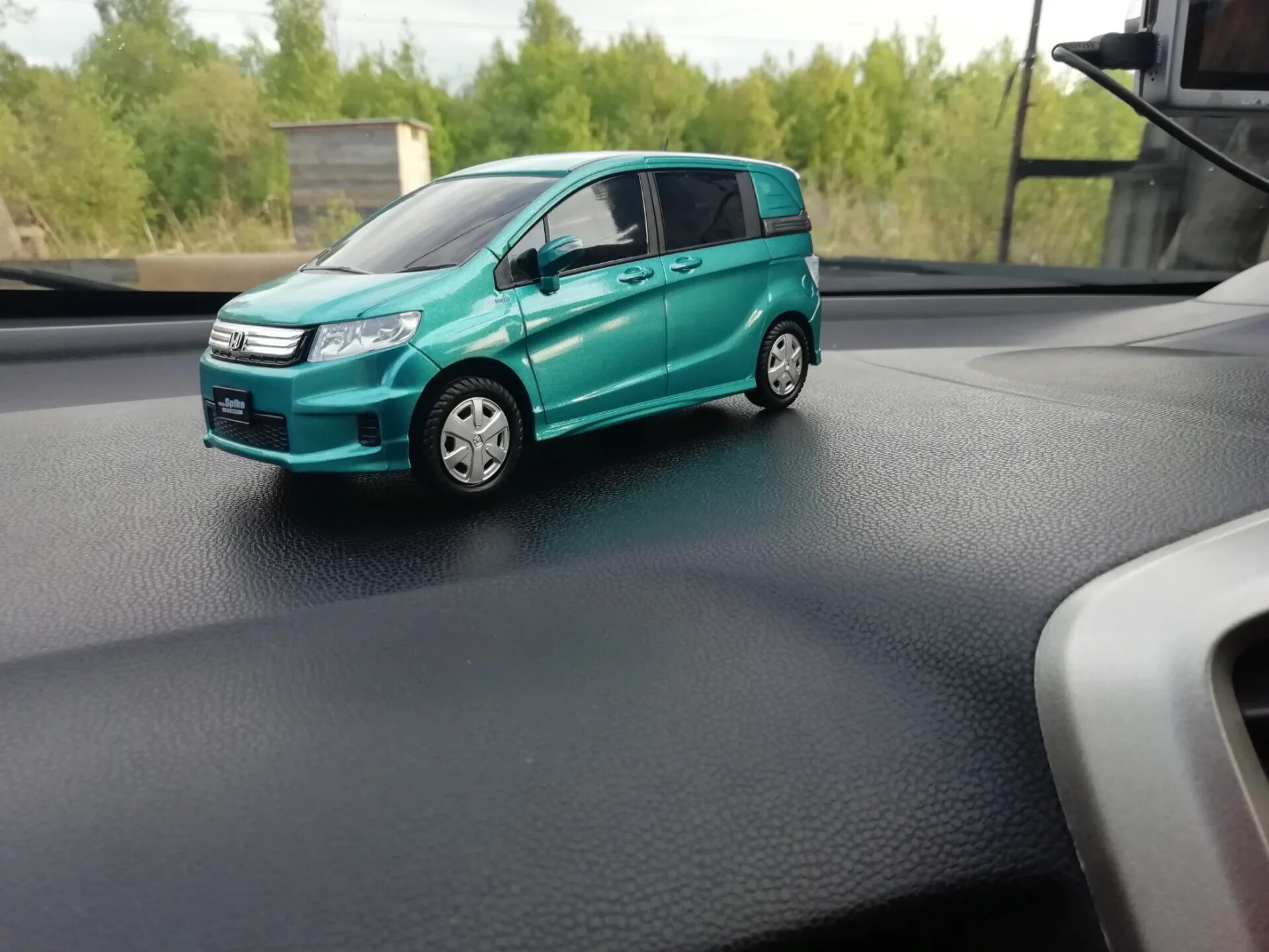 Honda spike купить. Хонда Фрид Спайк. Honda freed Spike 4wd. Хонда Фрид Спайк 4 ВД. Honda freed 2022.