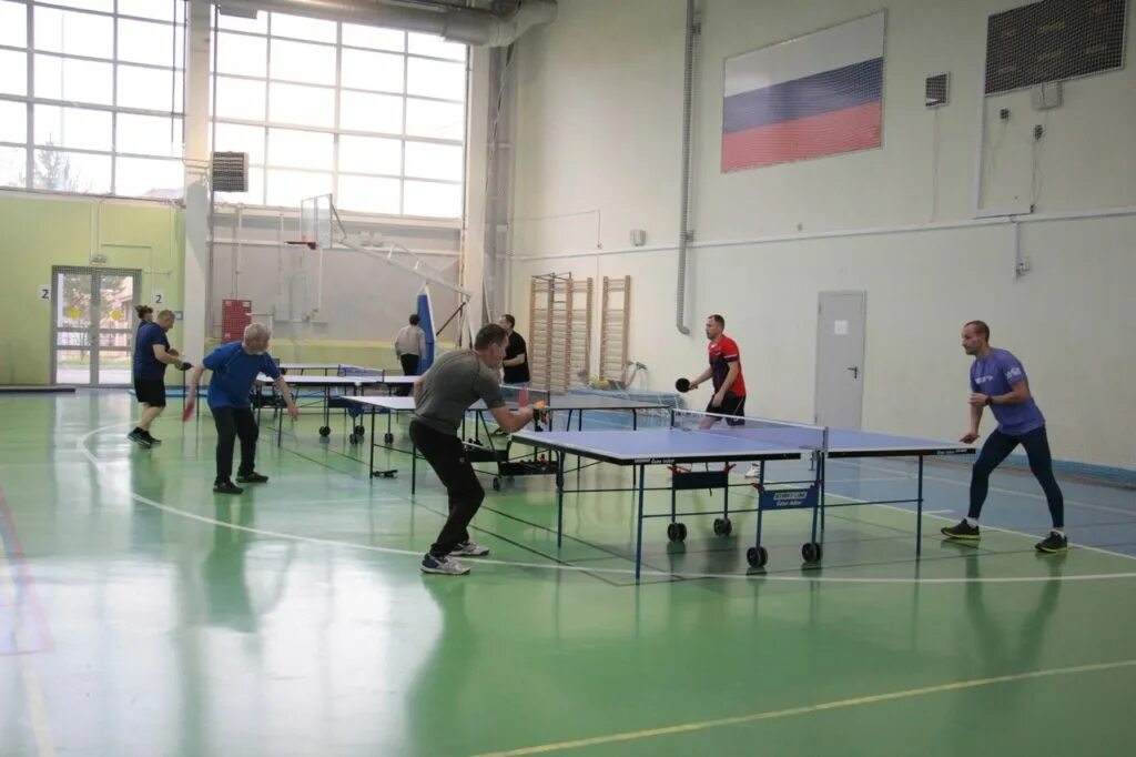 Фок звездный арзамас ледовая арена. Каток красная звезда омск. Фок звезда каток. Фок в павлово нижегородской области. Фок звезда каток.