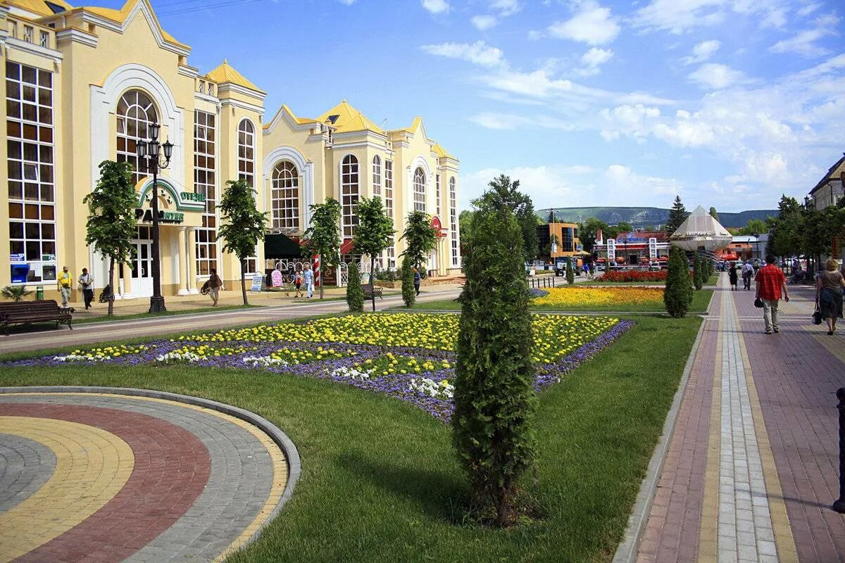 Гор кисловодск ставропольский край. Кисловодск ставропольский край. курортный город кисловодск. ставропольский край, кисловодск, курортный бульвар. кисловодск центр города.