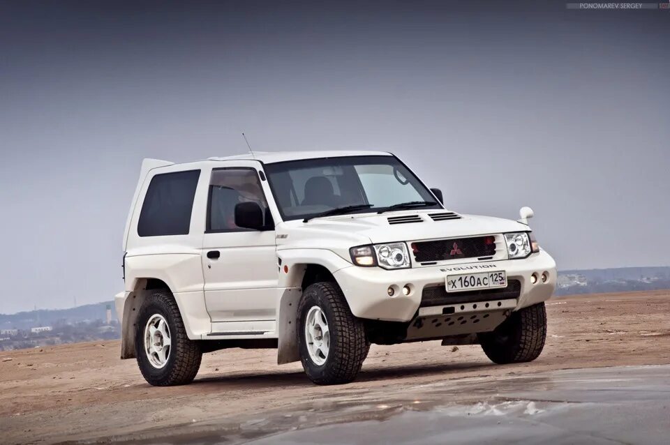 Митсубиси Паджеро Эволюшн. Mitsubishi Pajero Evolution 1997. Pajero 2 Evolution. MMC Pajero Evolution. Mmc pajero