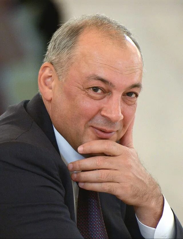 Магомедсаламу магомедову. Магомедсалам магомедов. Магомедсалам магомедов. Магомедсалам магомедалиевич магомедов. Магомедсаламу магомедову.