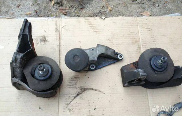 Подушка двигателя ауди а6 с5. Опоры двигателя ауди а6 с5 2. Опора двигателя ауди а6 с5 2. 5 тди. Подушка двигателя а6 с5.