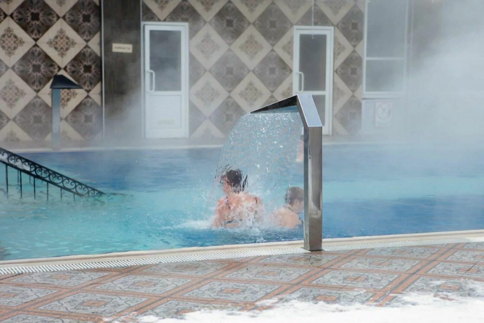 бассейны под открытым небом небольшие. терма свердловская область. баден-баден уктус. термальный комплекс баден-баден екатеринбург. источники россия термальные тюмень.