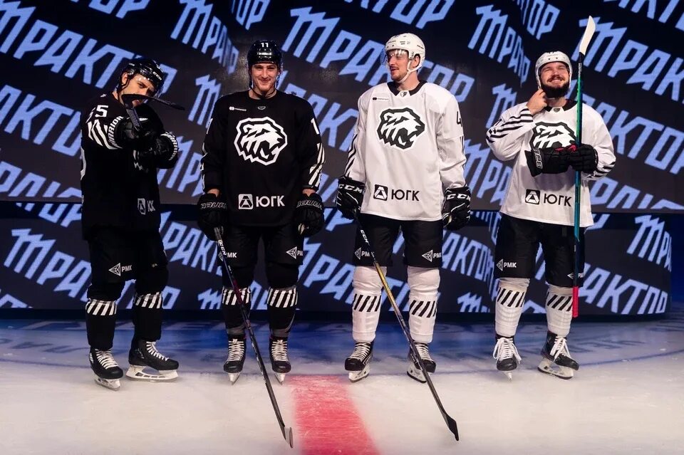 KHL Wallpaper: Traktor Chelyabinsk Kontinental hockey league, Sports team logos,