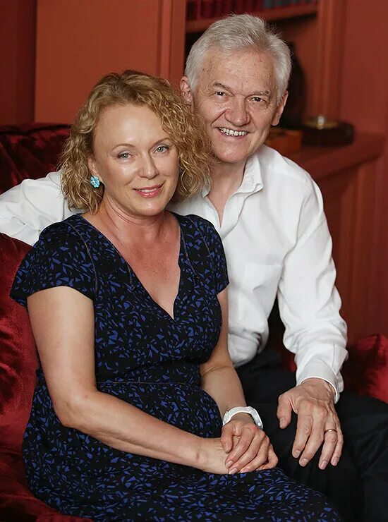 тимченко геннадий николаевич дети. жена бизнесмена рассказ. мужские и женские роли в семье. елена перминова и александр лебедев. александр лебедев олигарх и елена перминова.