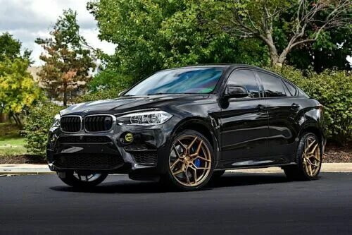 The new BMW X6 xDrive30d (05/2020).