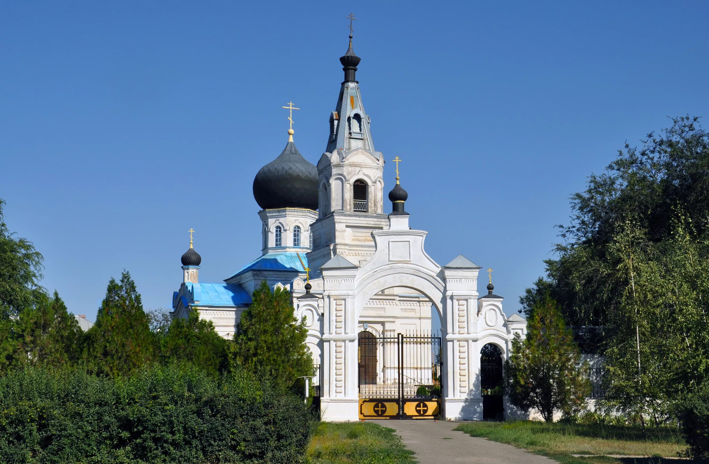 Ростовская область семикаракорский. Хутор сусат ростовская область. храм вознесения господня сусат. церковь сусат ростовская область. хутор сусат семикаракорский район.
