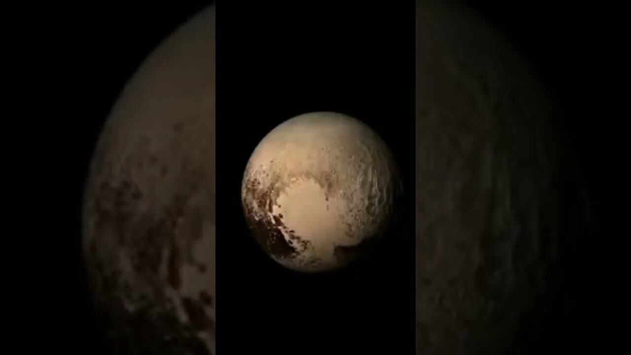 Седна карликовых планет солнечной системы. Плутон и луна сравнение. Луна больше плутона. Плутон длительность года. Плутон и харон размеры.