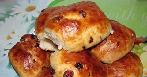 Булочки с изюмом на кефире