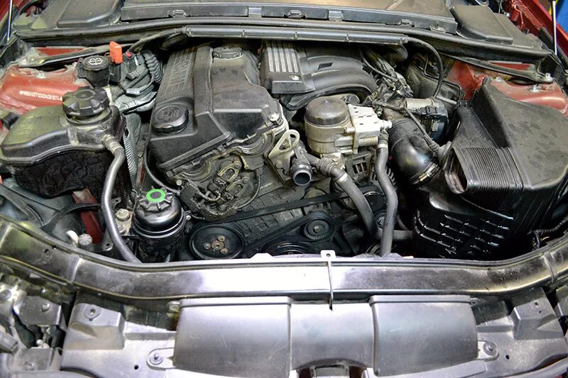 Бмв е90 n46b20. Bmw e90 n46. бмв е90 двигатель n46. бмв е320i. bmw 320i двигатель.