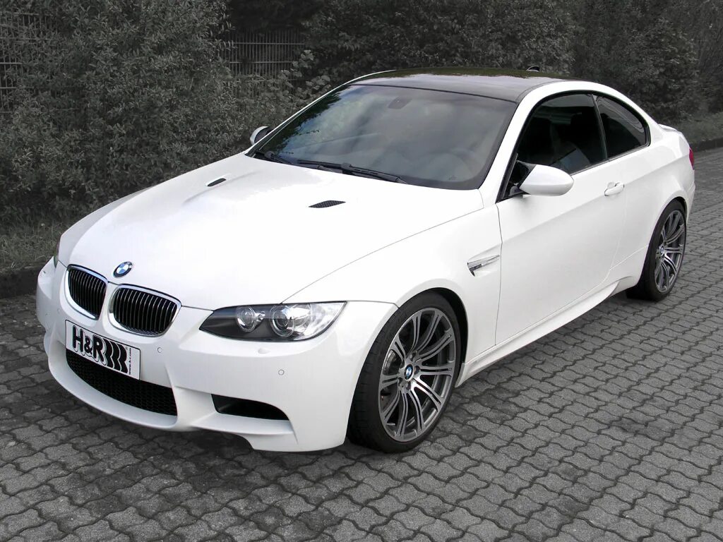 БМВ м3 белая. BMW m3 Coupe 2008. БМВ м3 купе 2008. BMW m3 купе 2008. Купить белую бмв