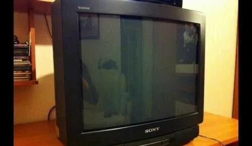 Телевизоры 1996 года. Старый японский телевизор. Монитор panasonic tv70. Панасоник телевизор 2000г. Телевизор jvc 80 годов.