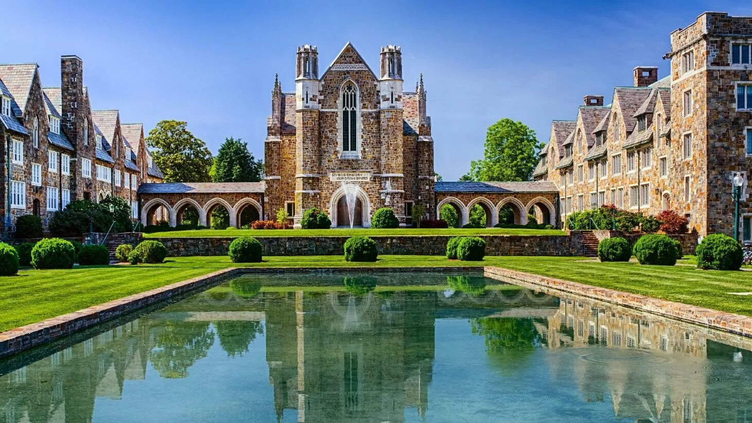 Какой самый лучший университет в мире. Berry college (ром, джорджия). колледж берри, джорджия, сша кампус. принстонский университет. кампус болонского университета.