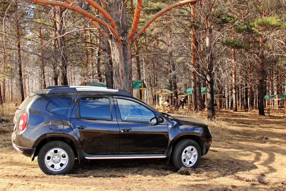 Купить дастер в самарской области. Renault Duster 2012. Рено Дастер 2014. Renault Duster 6x6. Рено Дастер темно коричневый.