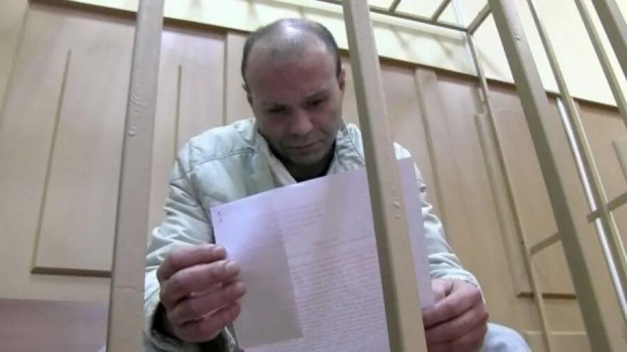 Павлюченков Политковская.