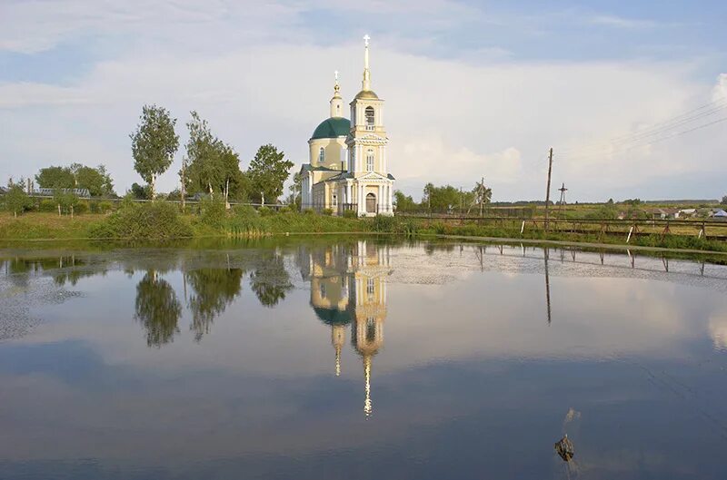 Круглово нижегородская. Круглово владимирская область. Саконы храм живоначальной троицы. Круглово нижегородская. Церковь село круглово.