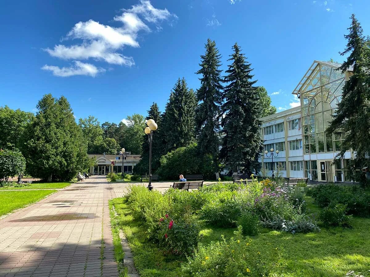 Санаторий Валуево Москва. Валуево посёлок Валуево. Валуево санаторий Подмосковье. Санаторий Валуево бассейн.