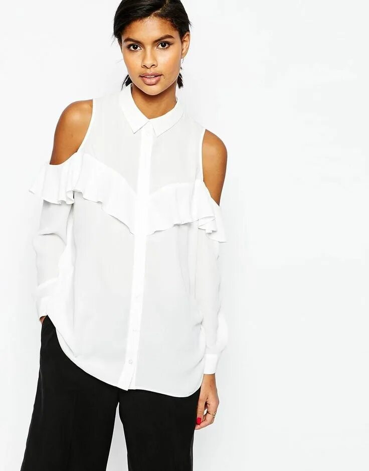Невесомая овчинка на плечах красотки 8 букв. Pull and bear кофта женская. Толстовка pull and bear женская. Вязаная кофта с открытыми плечами. Кофта овчинка бершка.