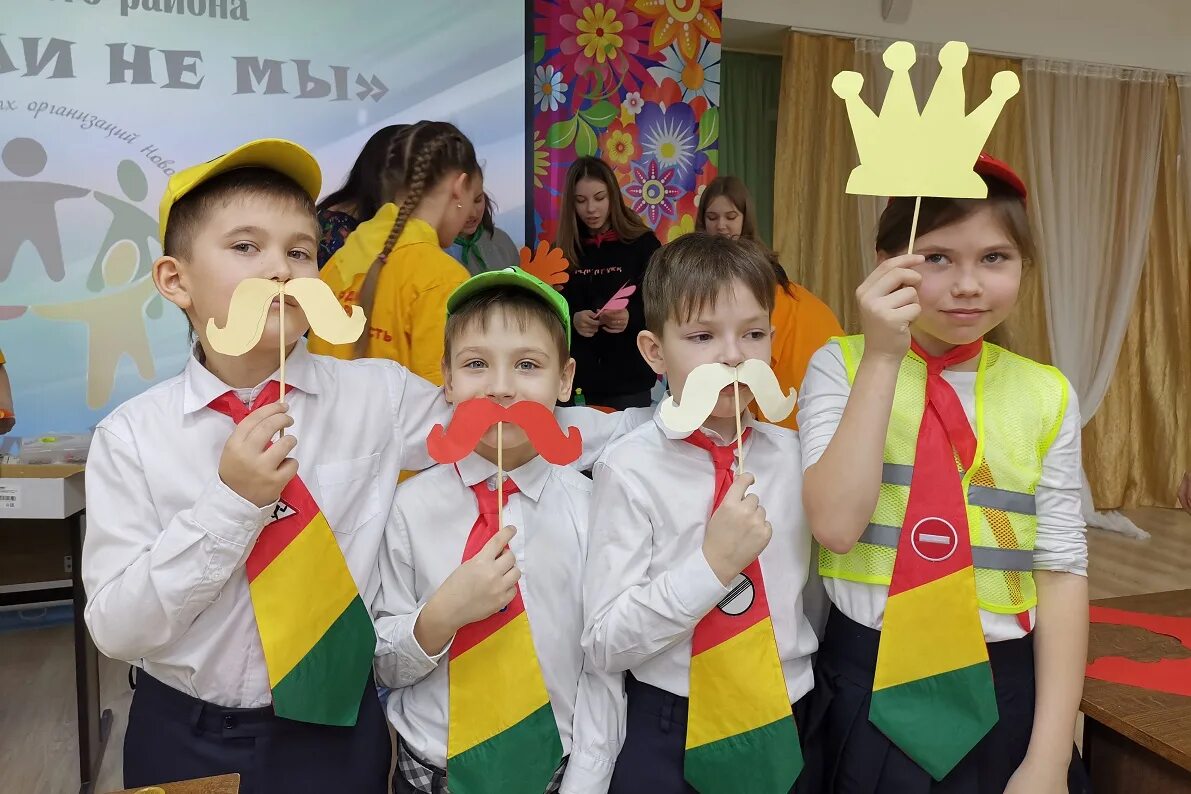 5 детских общественных объединений. 5 детских общественных объединений. 5 детских общественных объединений. детские общественные объединения фото. дети пионеры.