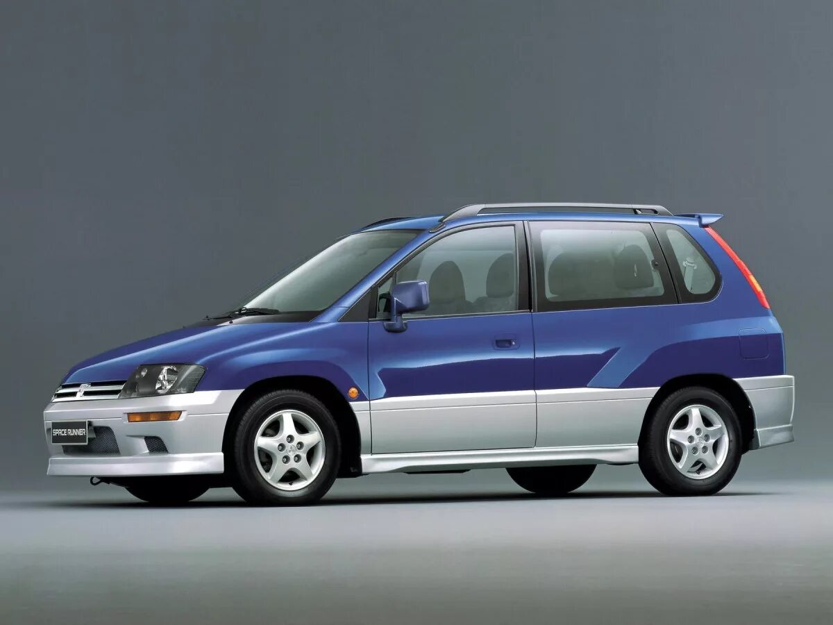 Мицубиси раннер. Mitsubishi Space Runner 2000. Mitsubishi Space Runner 1999. RVR Mitsubishi Space Runner. Mitsubishi Space Runner 2002.