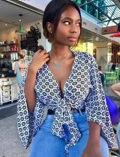 Vivian lola