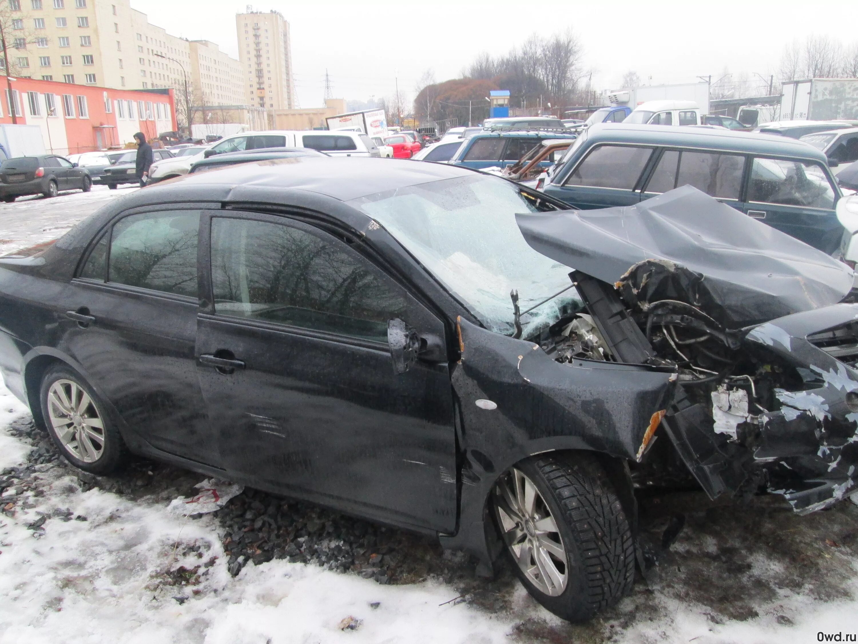 Машины не подлежащие восстановлению. Toyota Corolla 2008 битая. Разбитая Тойота Королла 120 кузов. Тойота Королла 120 кузов Разбитая черная. Toyota Corolla 2007 битая.