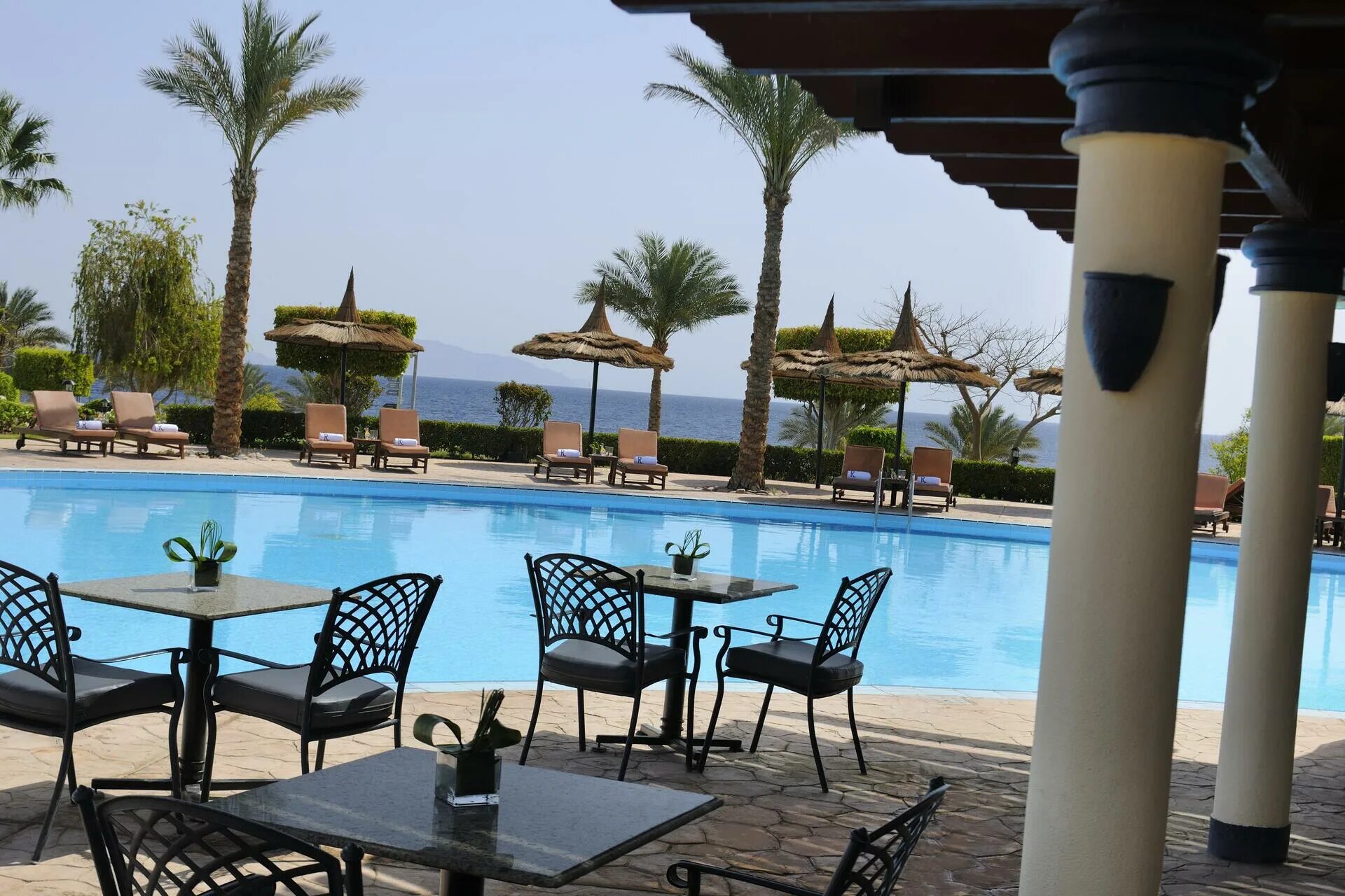 Renaissance sharm el sheikh golden view resorts. Ренессанс отель Шарм-Эль-Шейх. Ренессанс Шарм-Эль-Шейх Голден Вью Бич. Renaissance Golden view Beach 5 Шарм-Эль-Шейх. 5 Отель Renaissance Golden view Beach Resort.