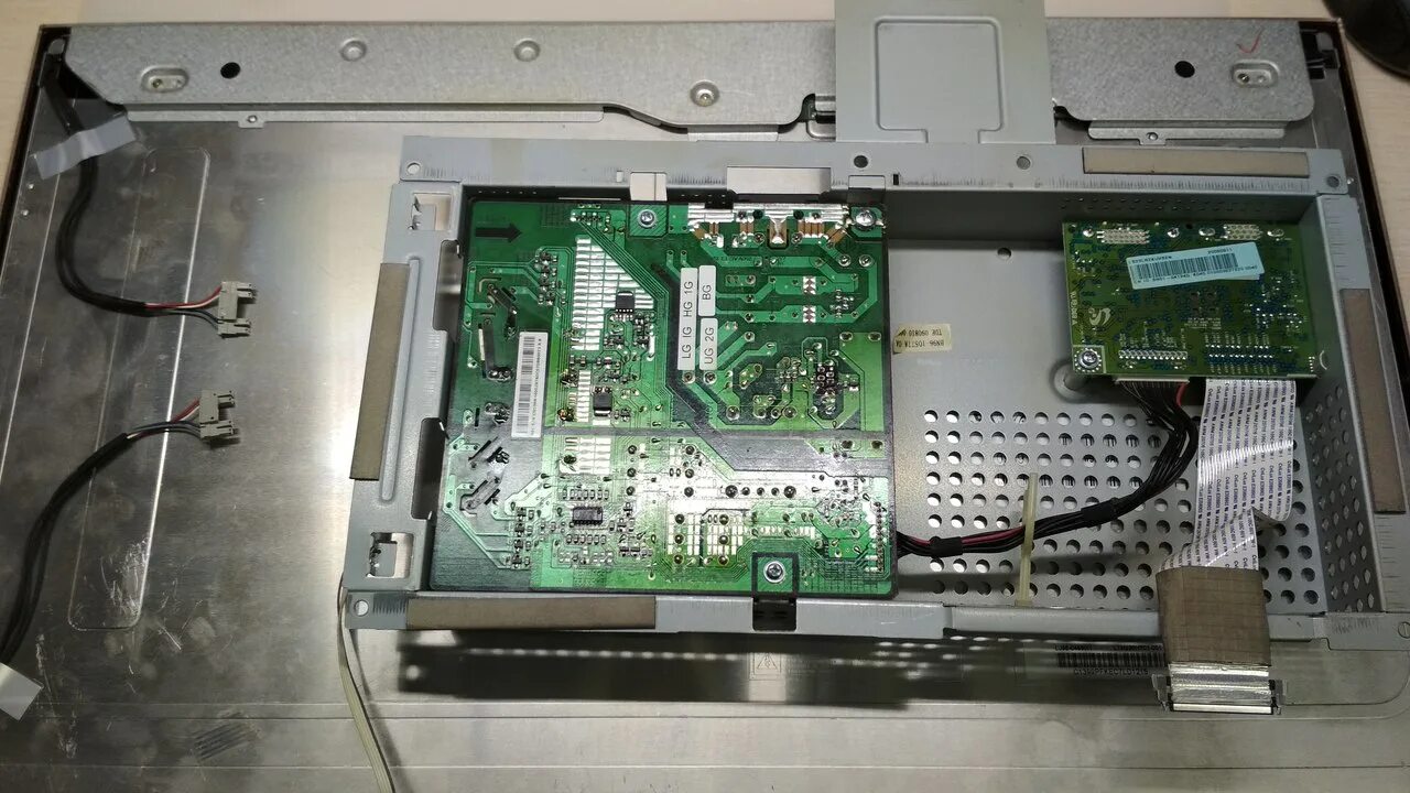 Разборка и сборка монитора Samsung 940N. - смотреть видео онлайн от "Николай Ива