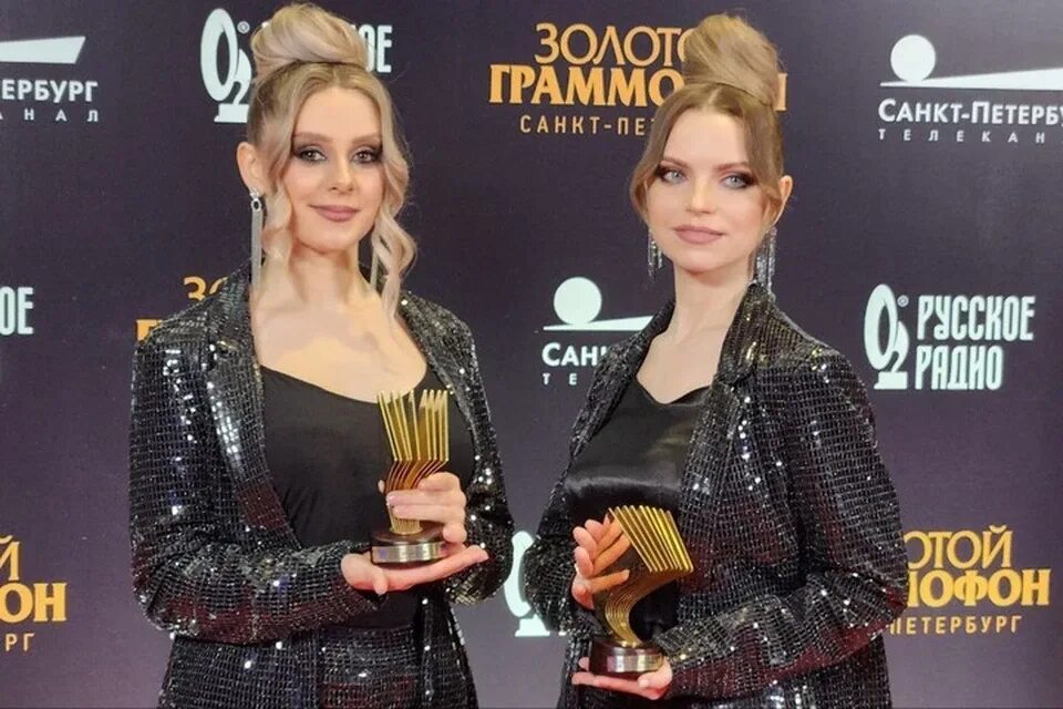 Лисовина и качура. Премия золотой граммофон. Лисовина и качура. Лисовина и качура. Лисовина и качура.