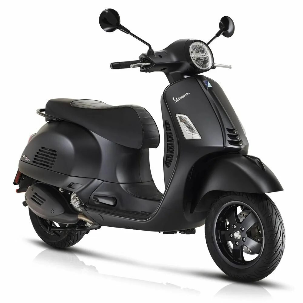 Скутер ест бензин. Vespa GTS 300. Vespa GTS 300 super. Скутер Vespa 125 Primavera. Скутер Веспа 300 кубов.