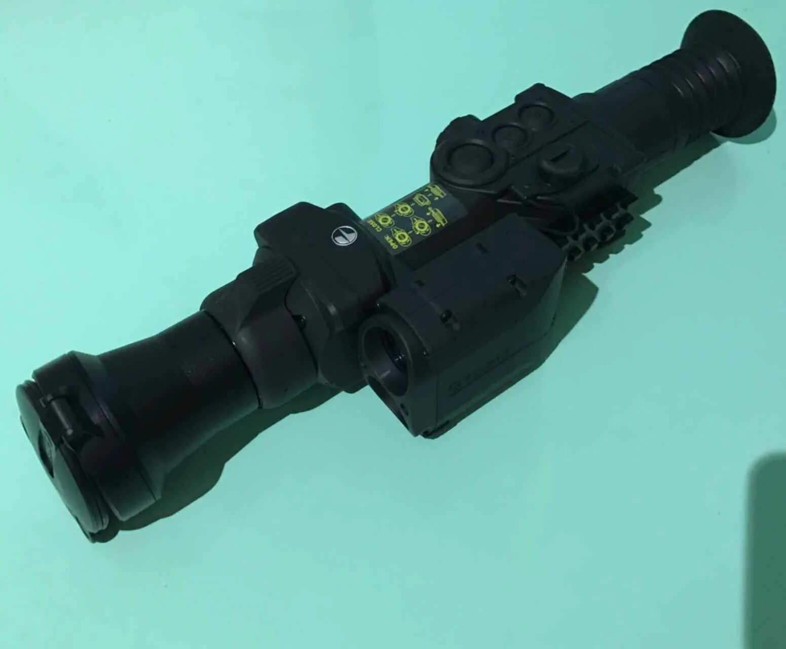 Наглазник пульсар. Наглазник на пульсар 455. наглазник pulsar apex б/у. дальномер на пикатини. наглазник для оптического прицела 40 мм.