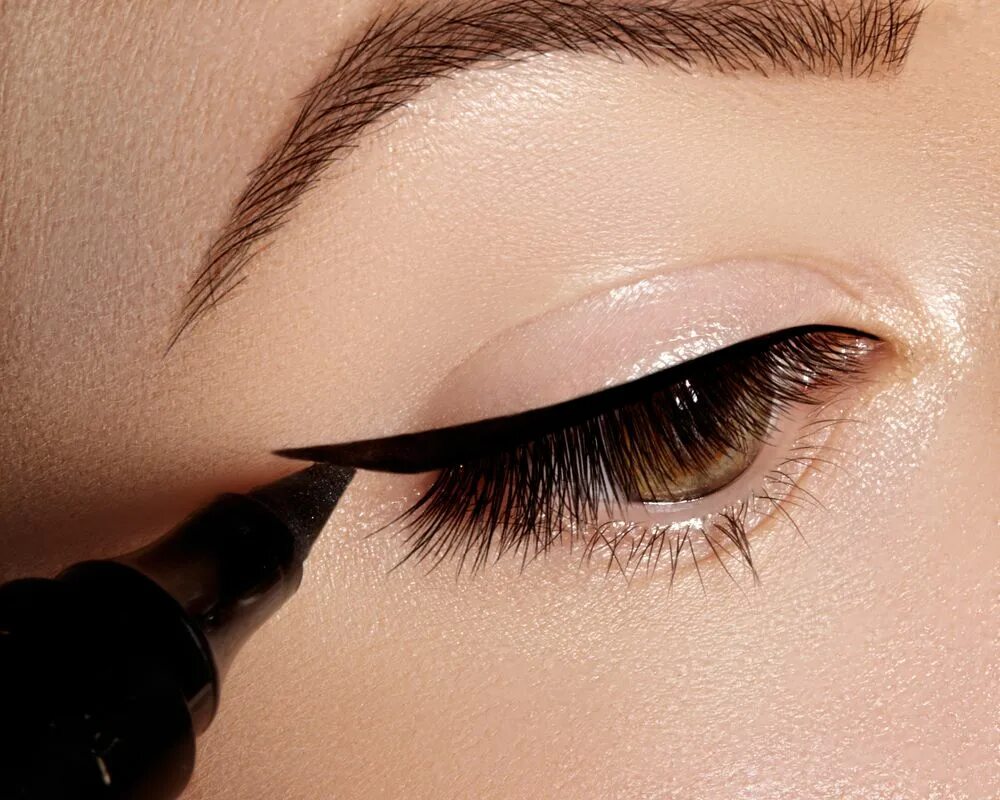 Фото стрелок. Karadium Waterproof Eyeliner Pen Black. Стрелки на глазах. Красивые стрелки. Стрелка на глазах.