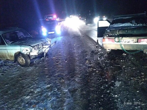Смоленск авария на перекрестке кирова крупской. Водители бмв наглые. Смоленск авария на перекрестке кирова крупской. Водители бмв наглые. Поворачивать вторым рядом.