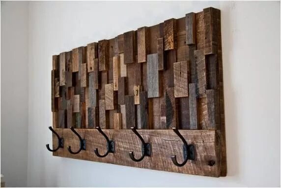 Who needs a new rug? Made by Brian Wilson. . Wood art, Wood projects, Bear rug