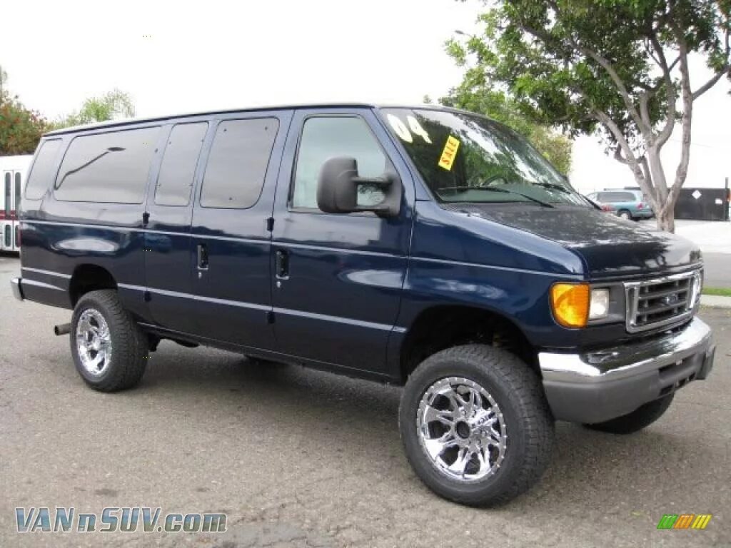 Ford e350 4x4 van. Форд e 350. Ford e350 2004. Ford Econoline e350 4x4. Купить форд дизель б у