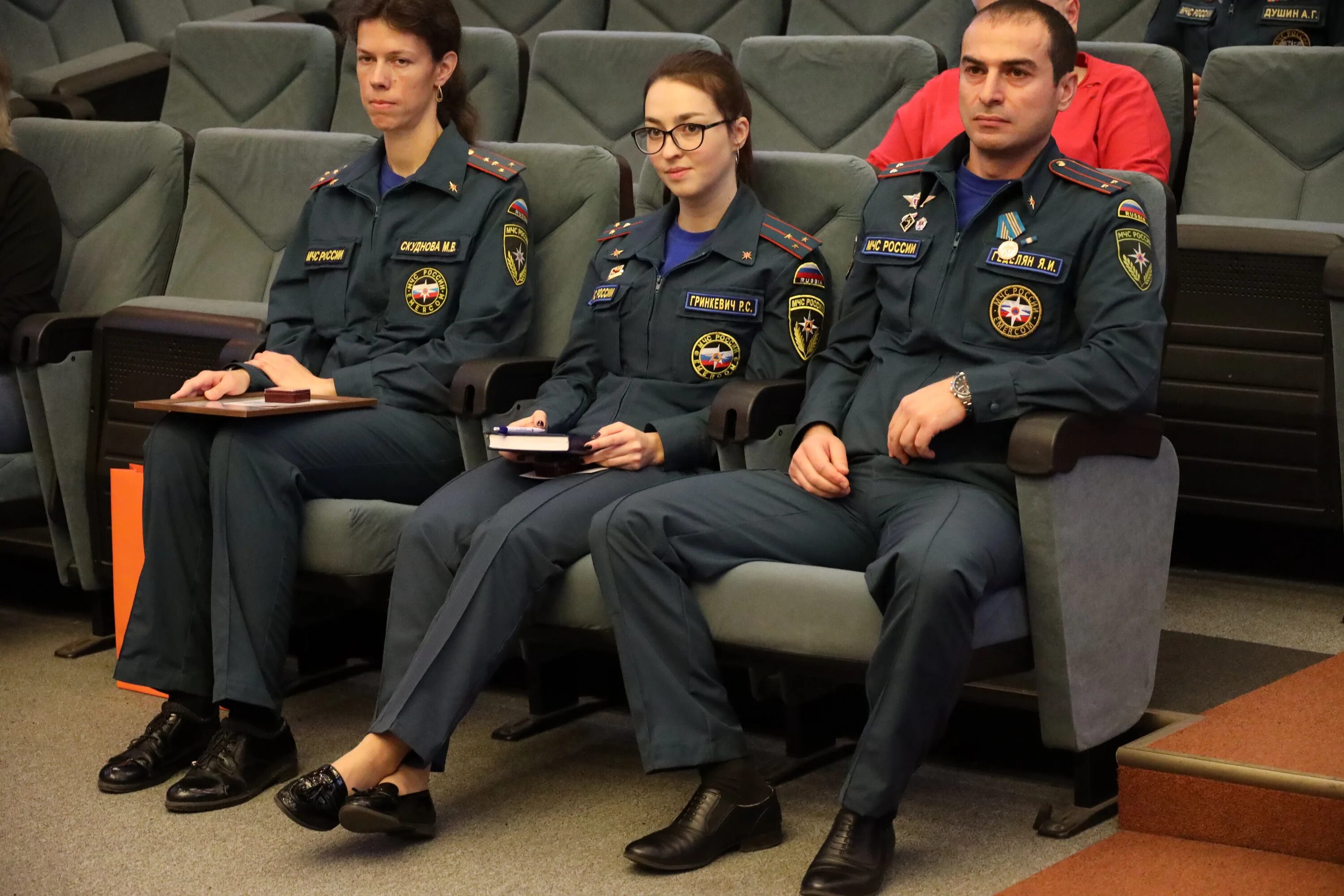 Цэпп мчс. Пожарно-спасательный спорт эмблема. Приволжский филиал цэпп мчс. Уральский филиал цэпп мчс россии татауров валерий. Укс мчс.