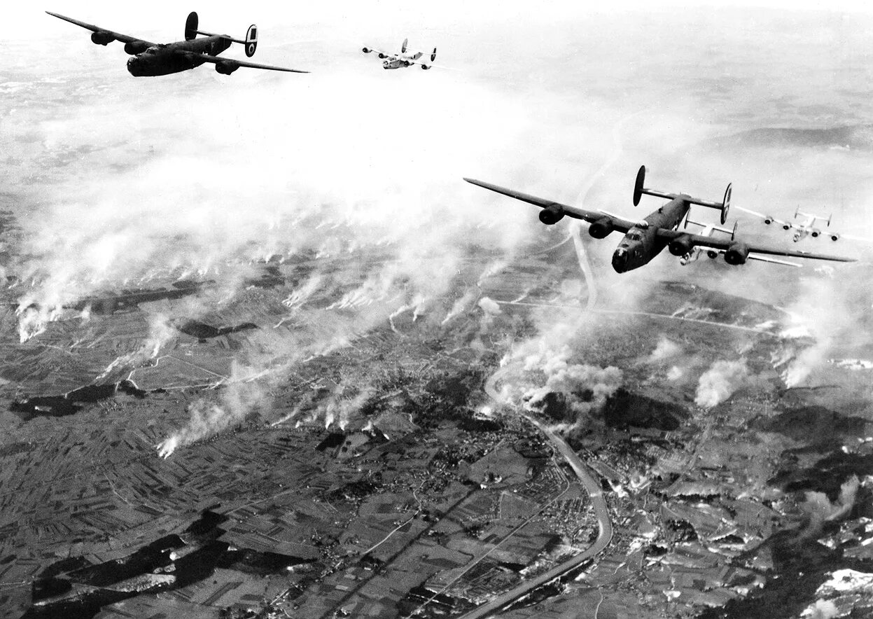 Нападение германии на японию. Нападение немцев на СССР 22 июня 1941. Бой 2 мировой войны 1941-1945. Воздушный бой Великая Отечественная 1941-1945.