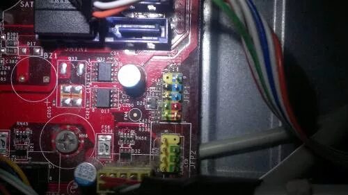 Msi подключение кнопки питания. Спикер на материнской плате msi. подключить спикер к материнской плате. подключение динамика к материнской плате. куда подключать спикер на материнской плате.