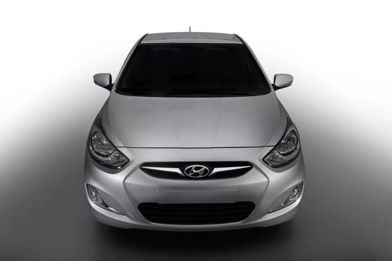 Hyundai Solaris 2010. Hyundai Solaris 2010 седан. Hyundai Solaris спереди. Hyundai Solaris 2011. Солярис нс 2024