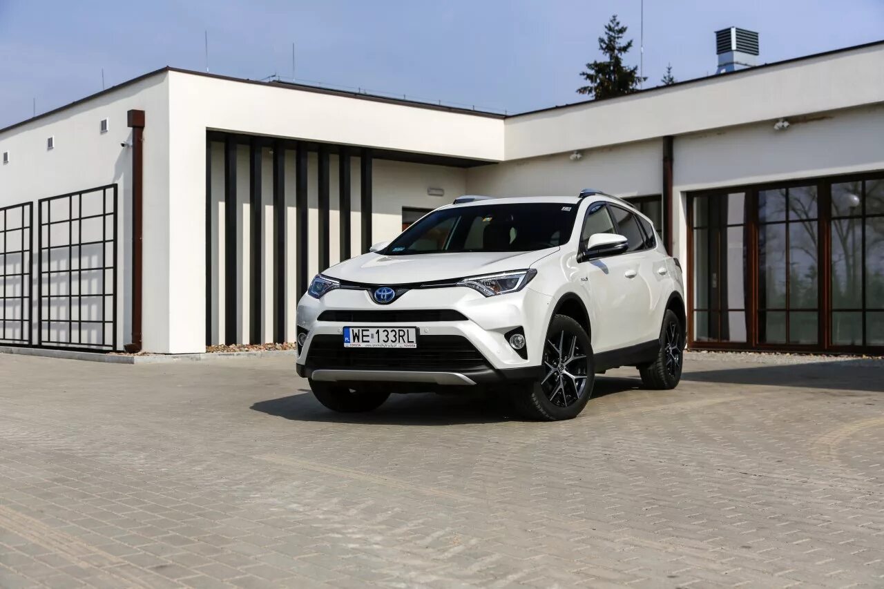 Купить тойоту рав 4 в нижнем новгороде. Toyota rav4 2013. Рав 4 45. Тойота рав 4 2015 года. Тойота рав 4 белая.